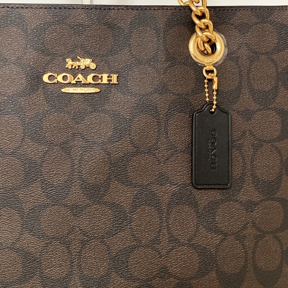 New💃Coach Marlie Tote In Signature Canvas purse - Picture 7 of 11